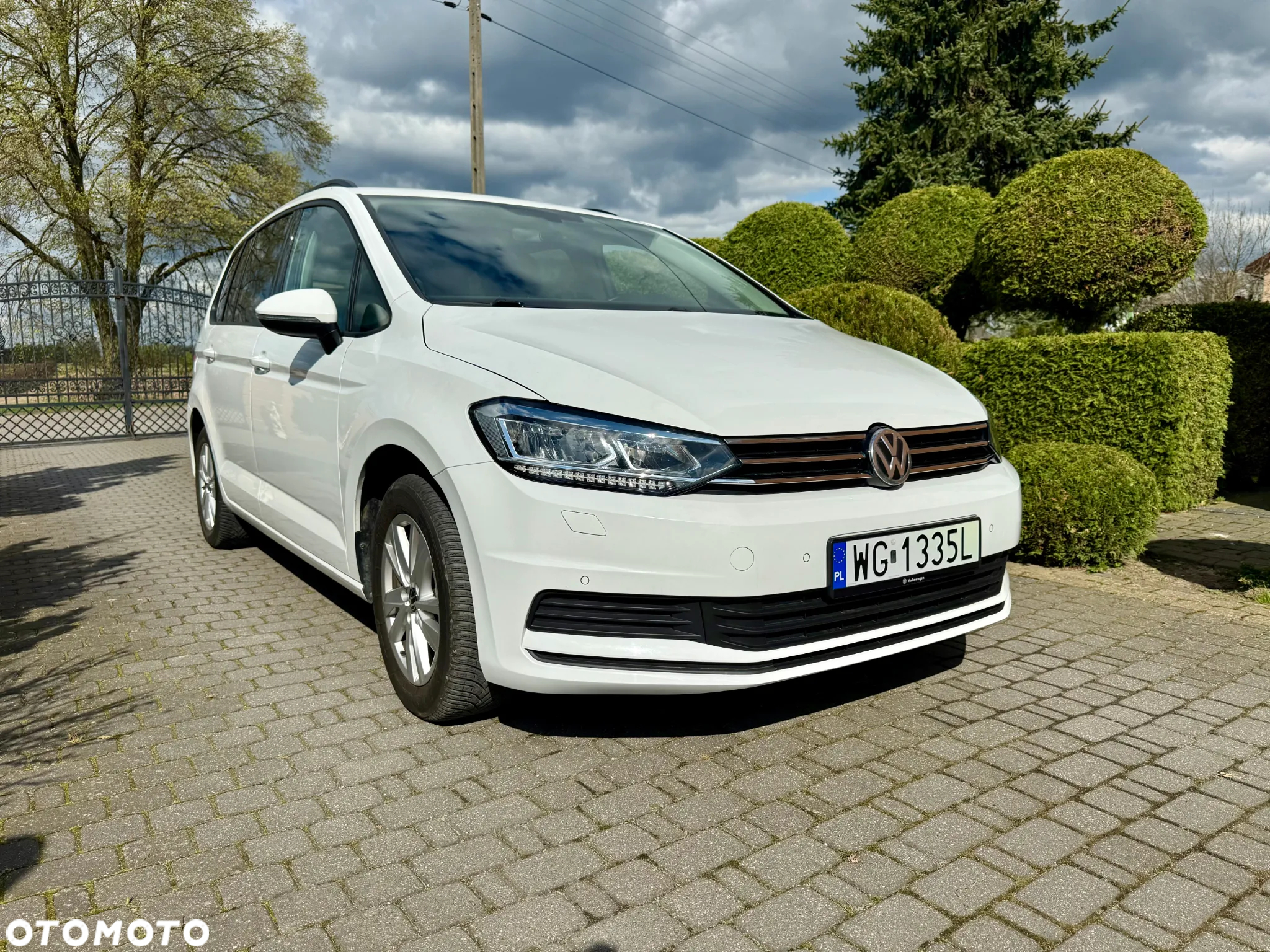 Volkswagen Touran - 2