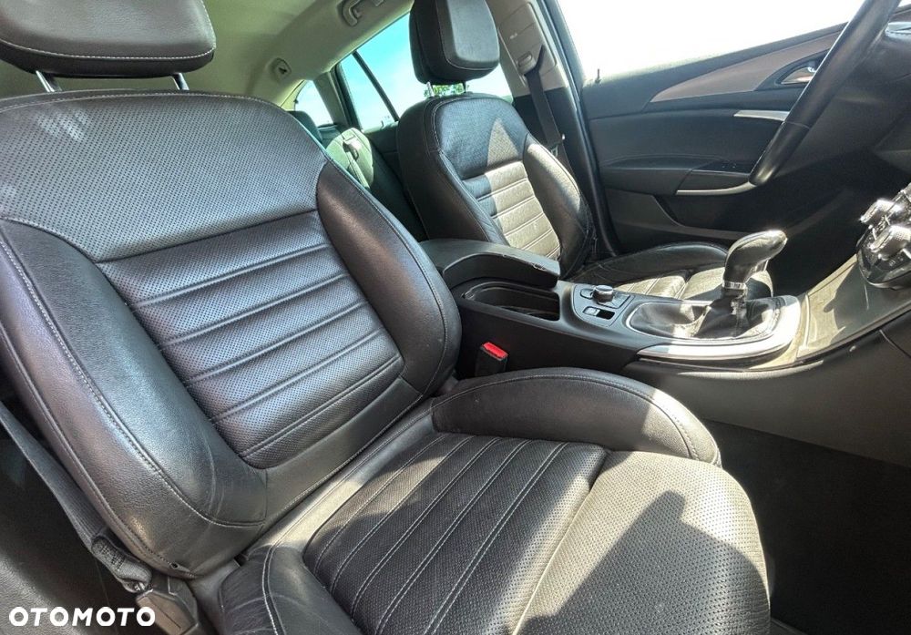 Opel Insignia - 15
