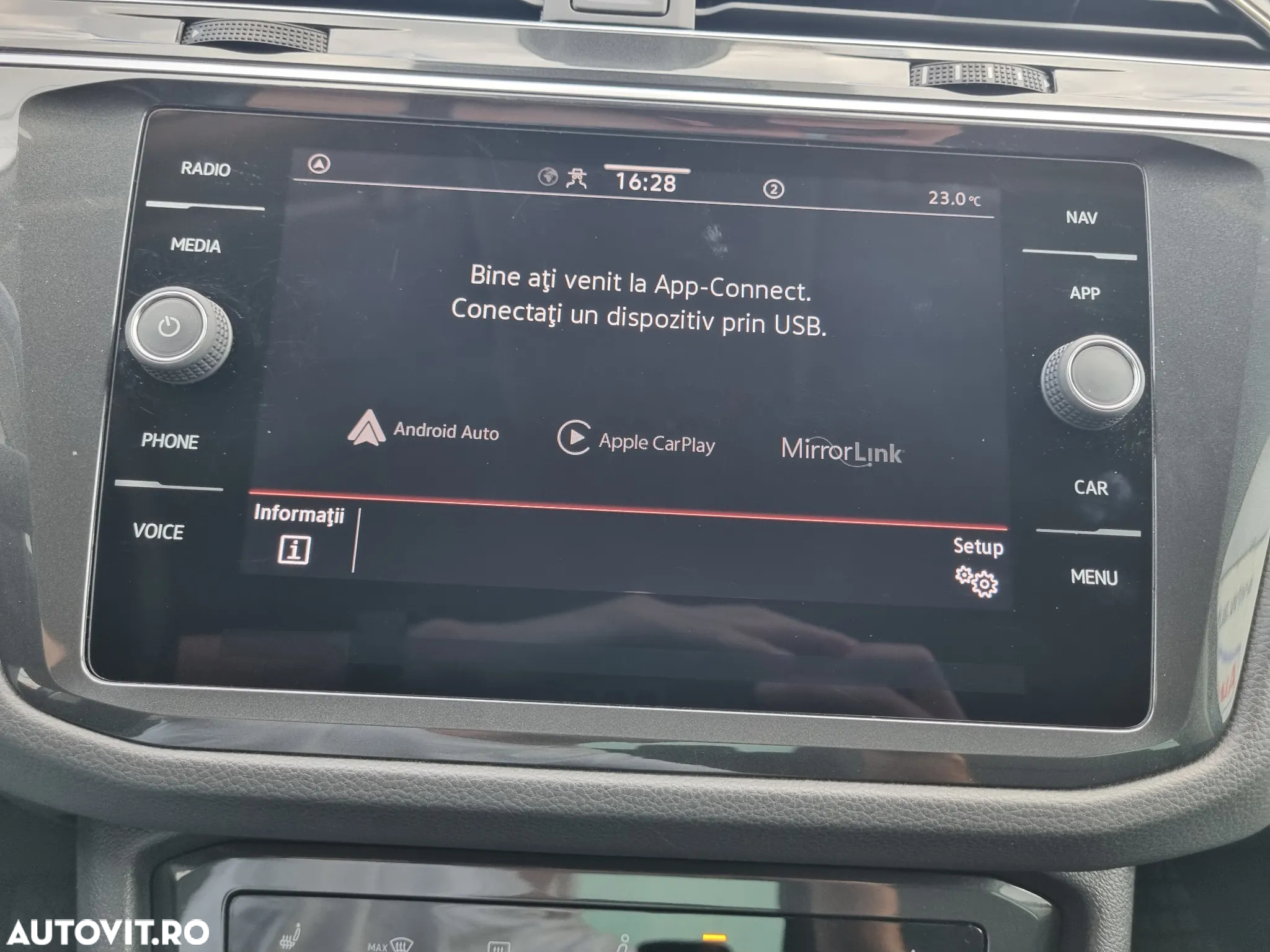 Volkswagen Tiguan 2.0 TDI SCR DSG Life - 23