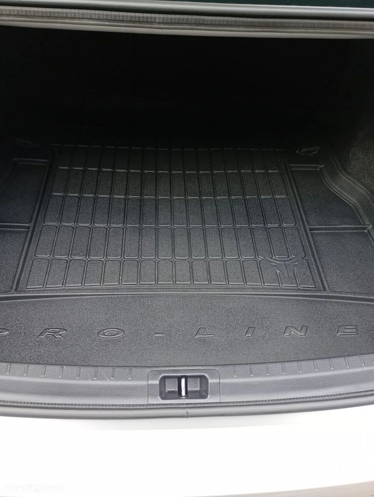 Toyota Corolla 1.6 Active - 20