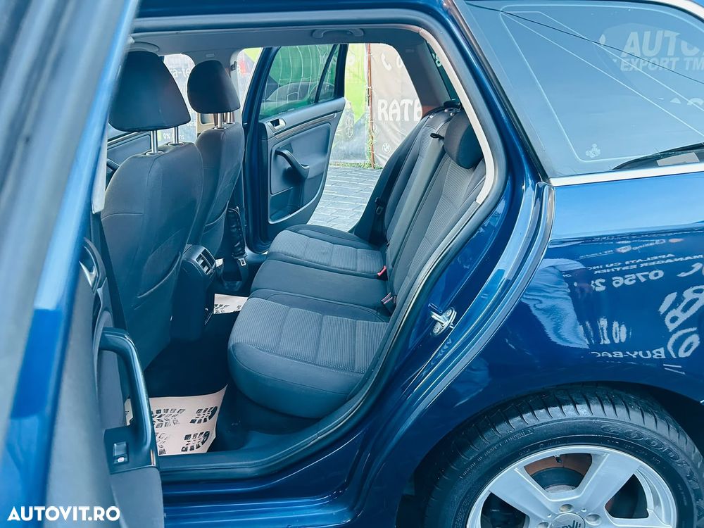 VOLKSWAGEN Golf 2012 — imagine 6