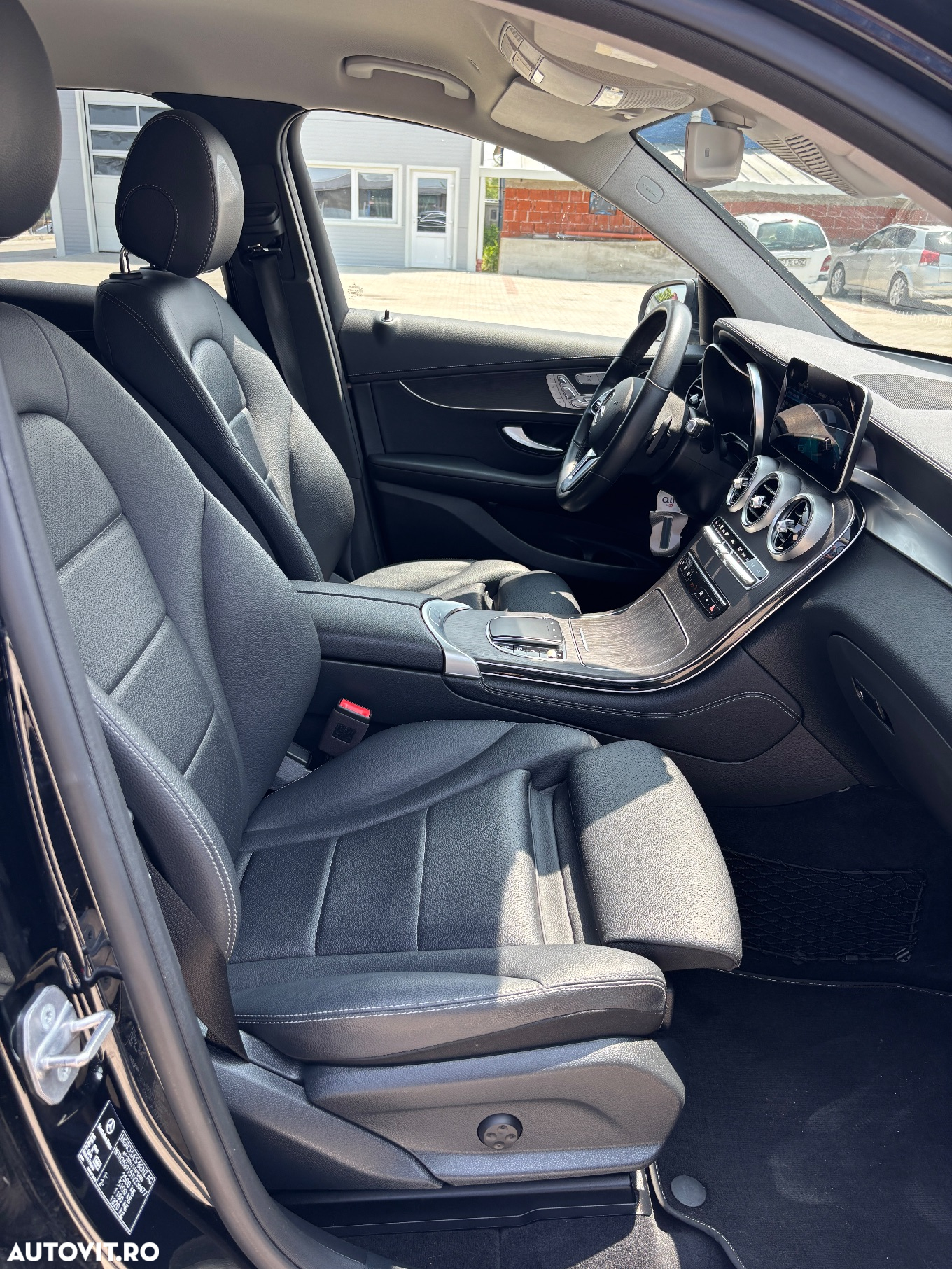Mercedes-Benz GLC 220 d 4Matic 9G-TRONIC - 6