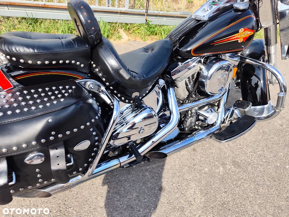 Harley-Davidson Softail Heritage Classic - 29