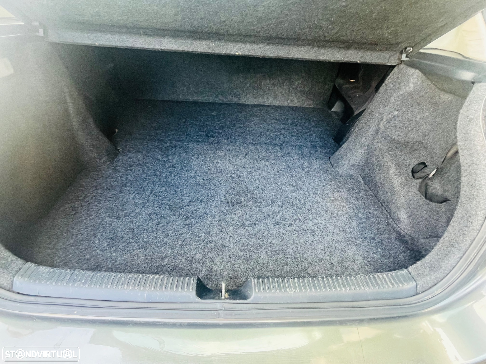Toyota Corolla 2.0 D4D - 52