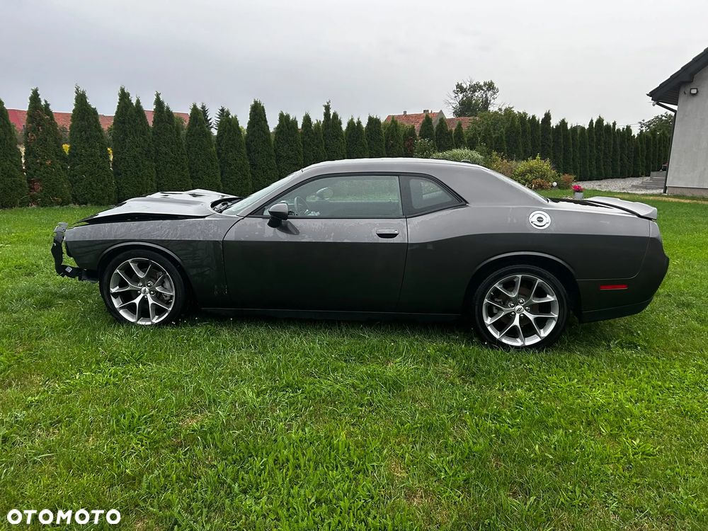 Dodge Challenger - 3