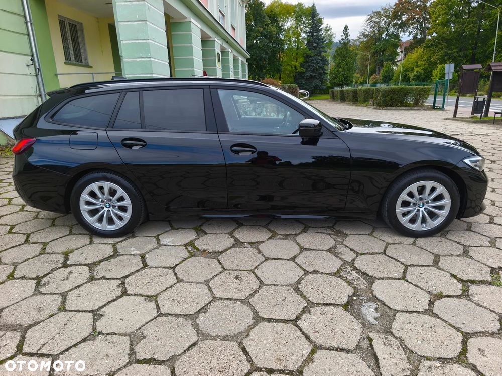 BMW Seria 3 318d Edition Luxury Line Purity - 4