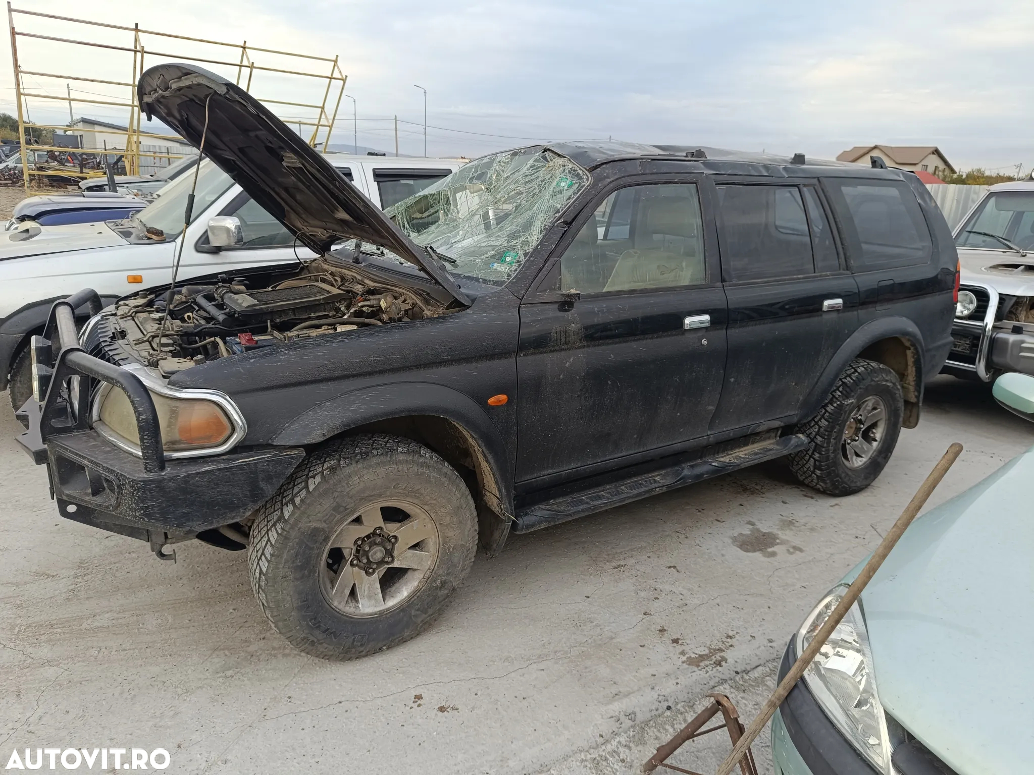Dezmembrez Mitsubishi pajero sport 2.8td(4m4a) 2.5 (4d56) și 3.0v6 - 3