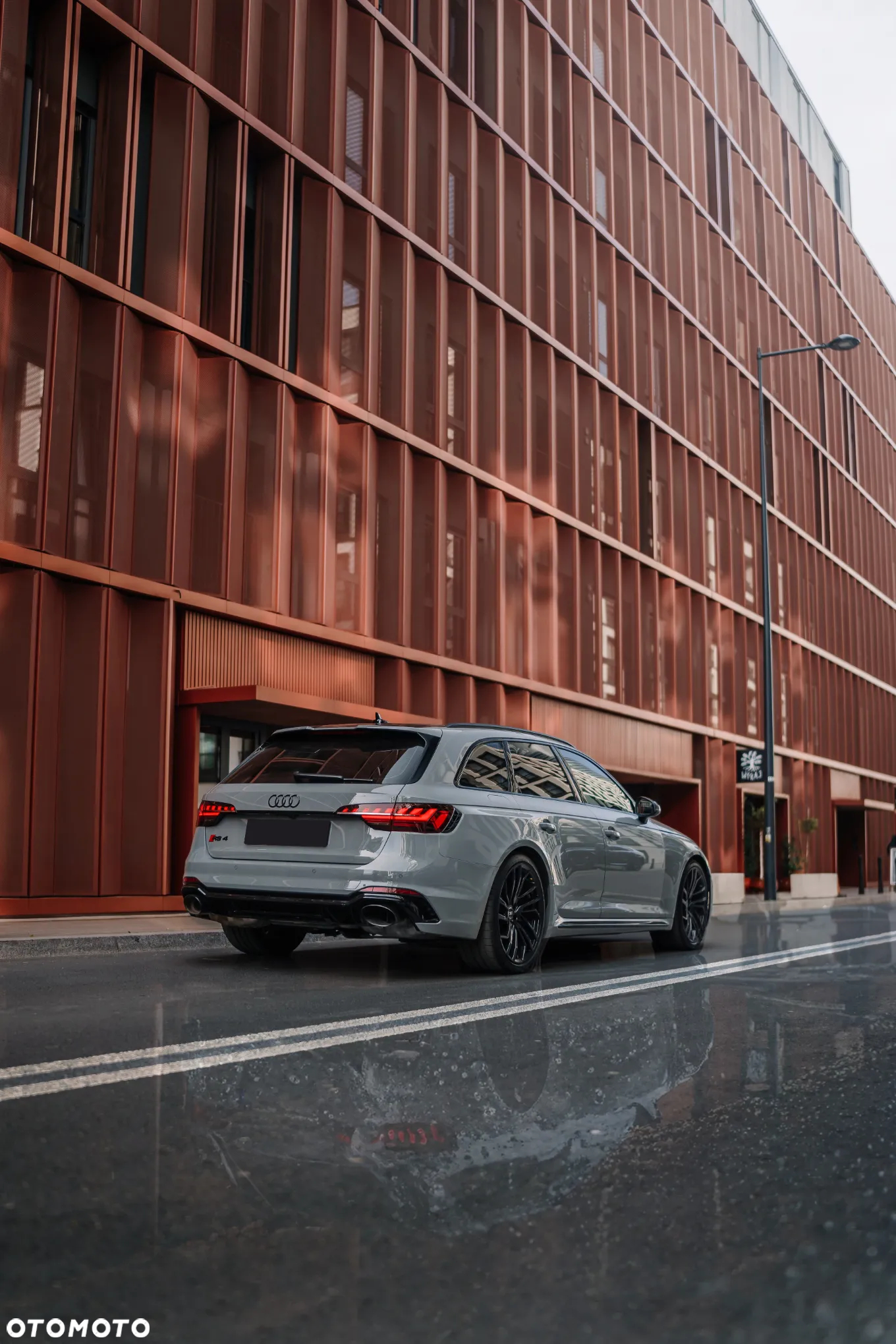 Audi RS4 TFSI Quattro Tiptronic - 3