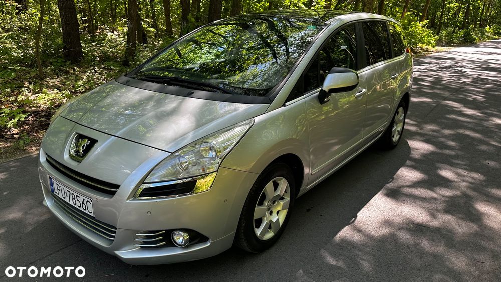 Peugeot 5008 1.6 THP Family 7os - 5