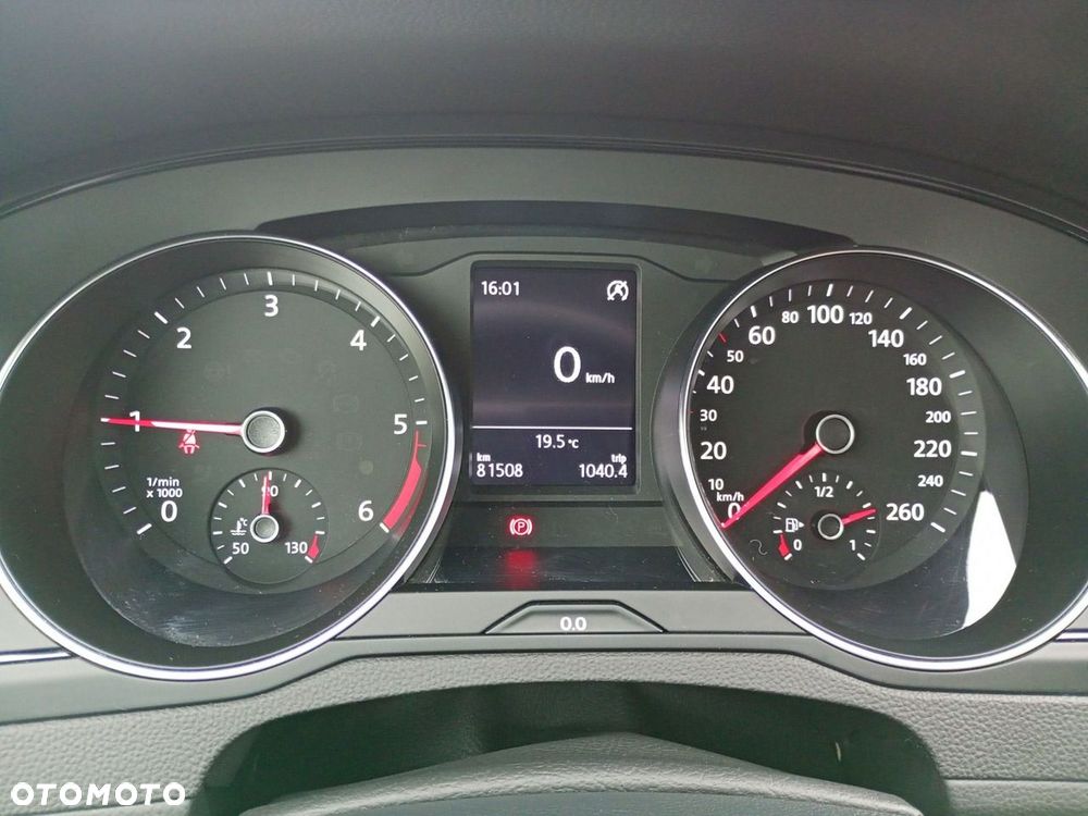 Volkswagen Passat Variant 2.0 TDI EVO Essence - 13