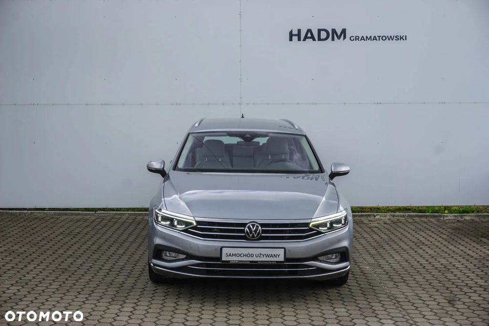 Volkswagen Passat 2.0 TDI Elegance DSG - 2