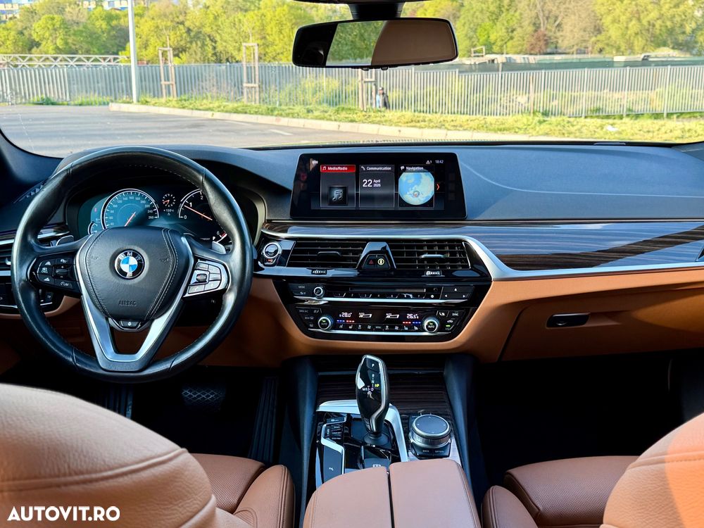 BMW Seria 5 530d xDrive AT - 5