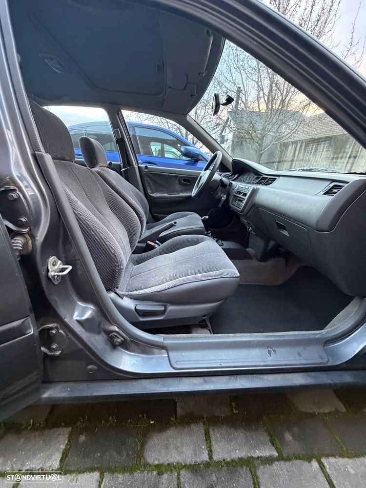 Honda Civic 1.5 LSi 16 V - 5