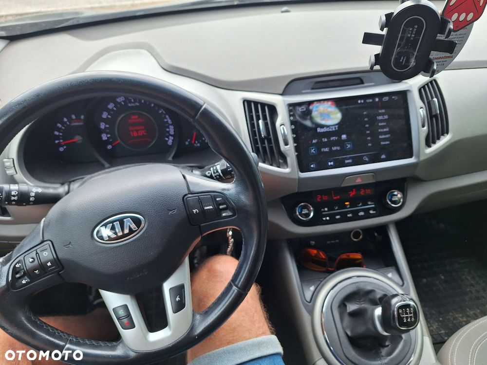 Kia Sportage 1.7 CRDI L 2WD - 9