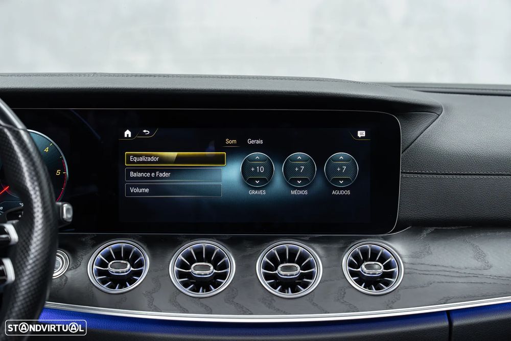 Mercedes-Benz E 220 d Cabrio 9G-Tronic AMG Line - 33