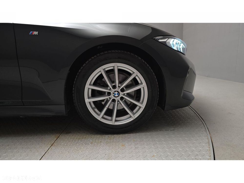 BMW Seria 3 320d xDrive mHEV M Sport - 25