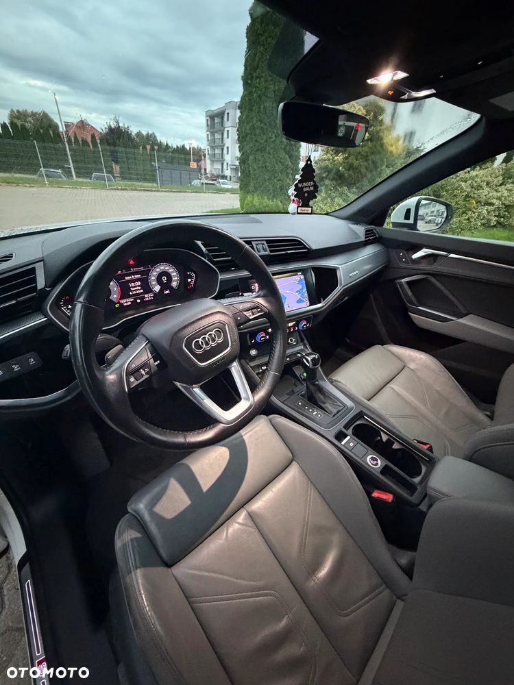 Audi Q3 - 16