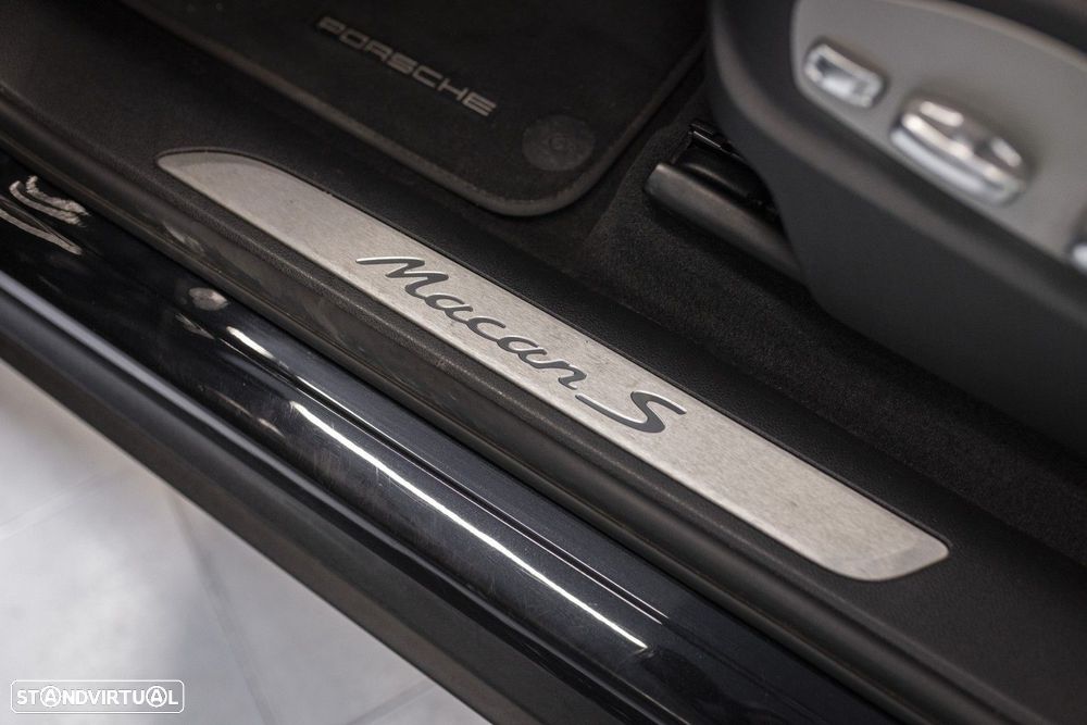 Porsche Macan - 16