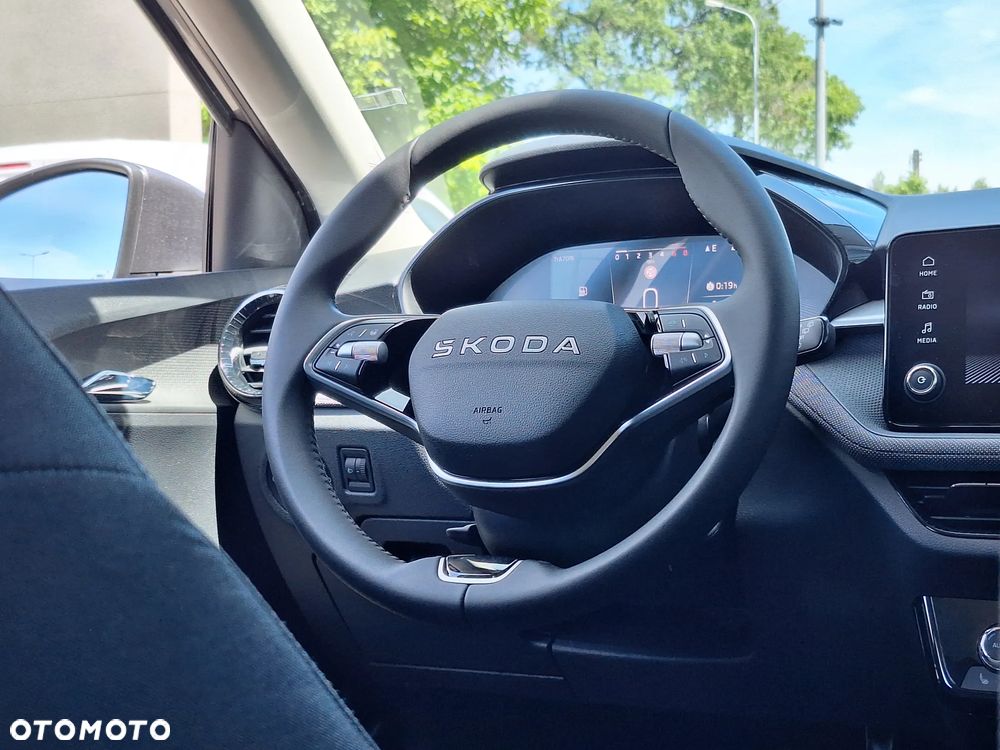 Skoda Fabia 1.0 TSI Drive - 18