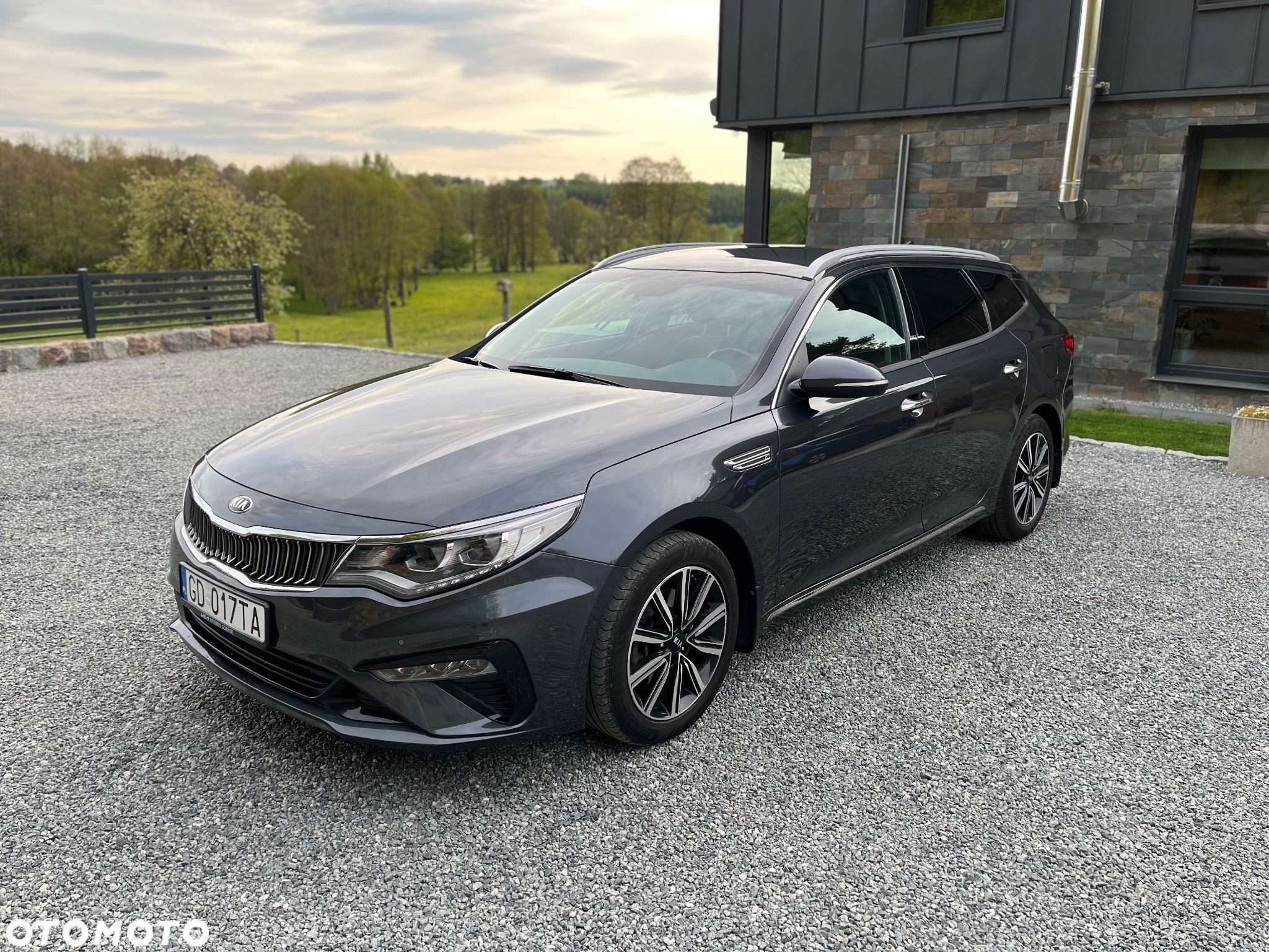 Kia Optima 1.6 T-GDI L DCT - 1