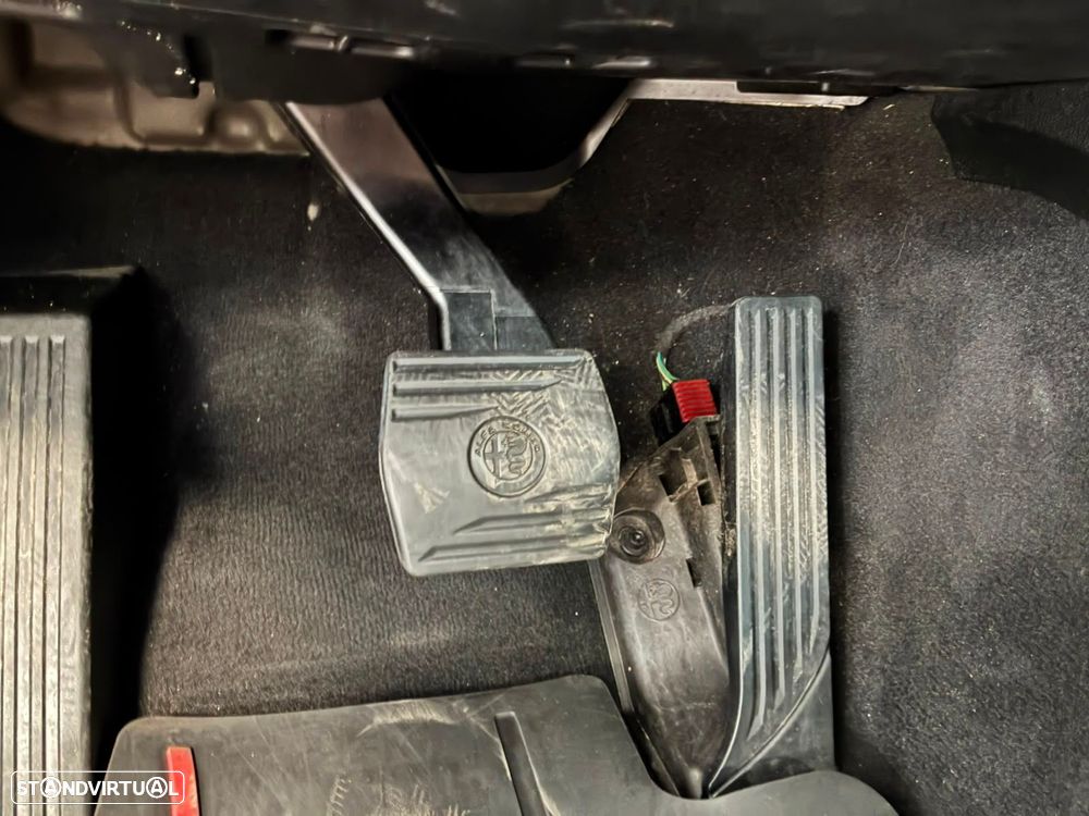 Alfa Romeo Giulia 2.2 D Super AT8 - 19