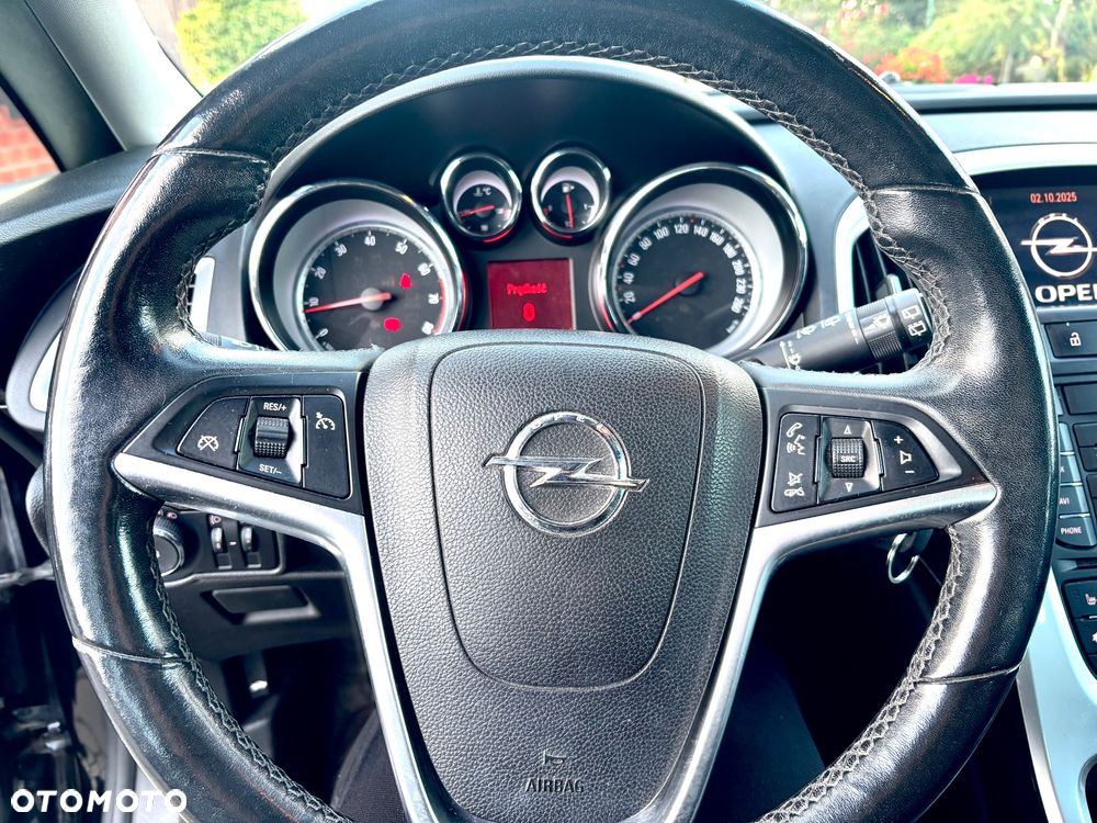Opel Astra - 11