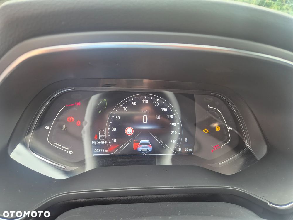 Renault Captur TCe Mild Hybrid 140 GPF TECHNO - 8