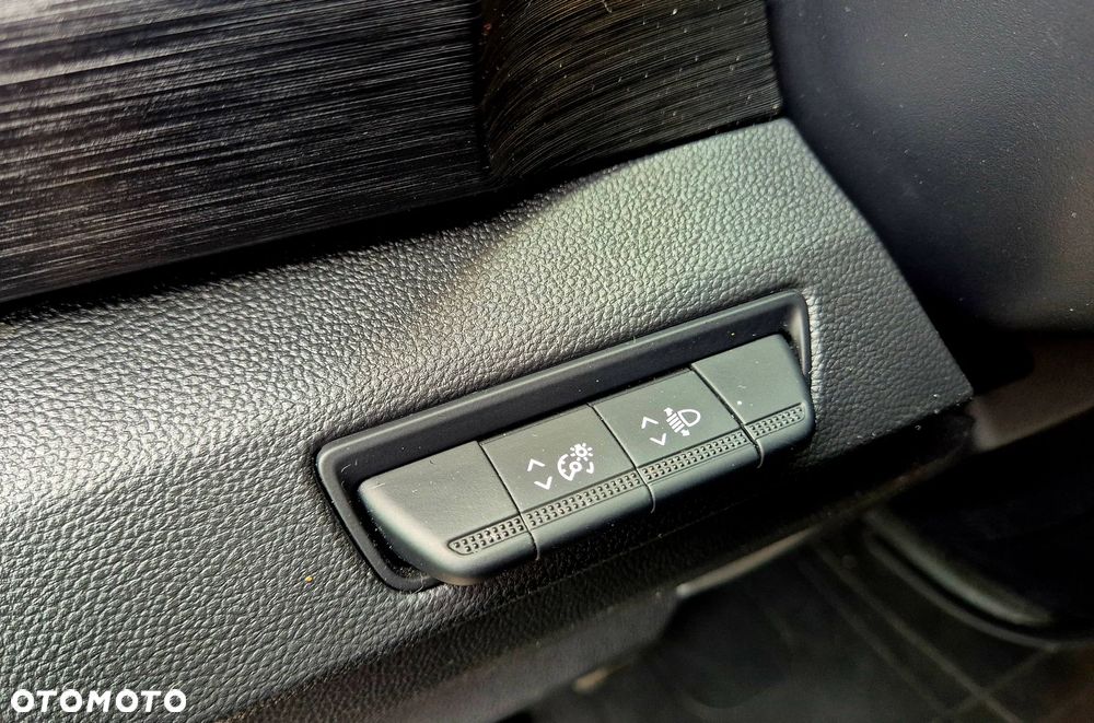 Renault Trafic - 23