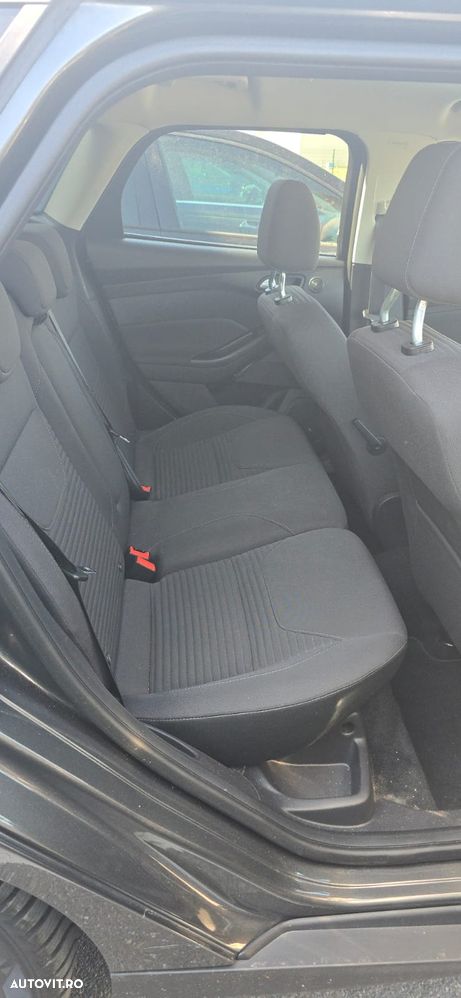 Ford Focus 1.5 EcoBlue Titanium - 9