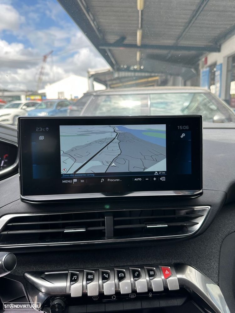 Peugeot 5008 1.5 BlueHDi Allure Pack EAT8 - 13