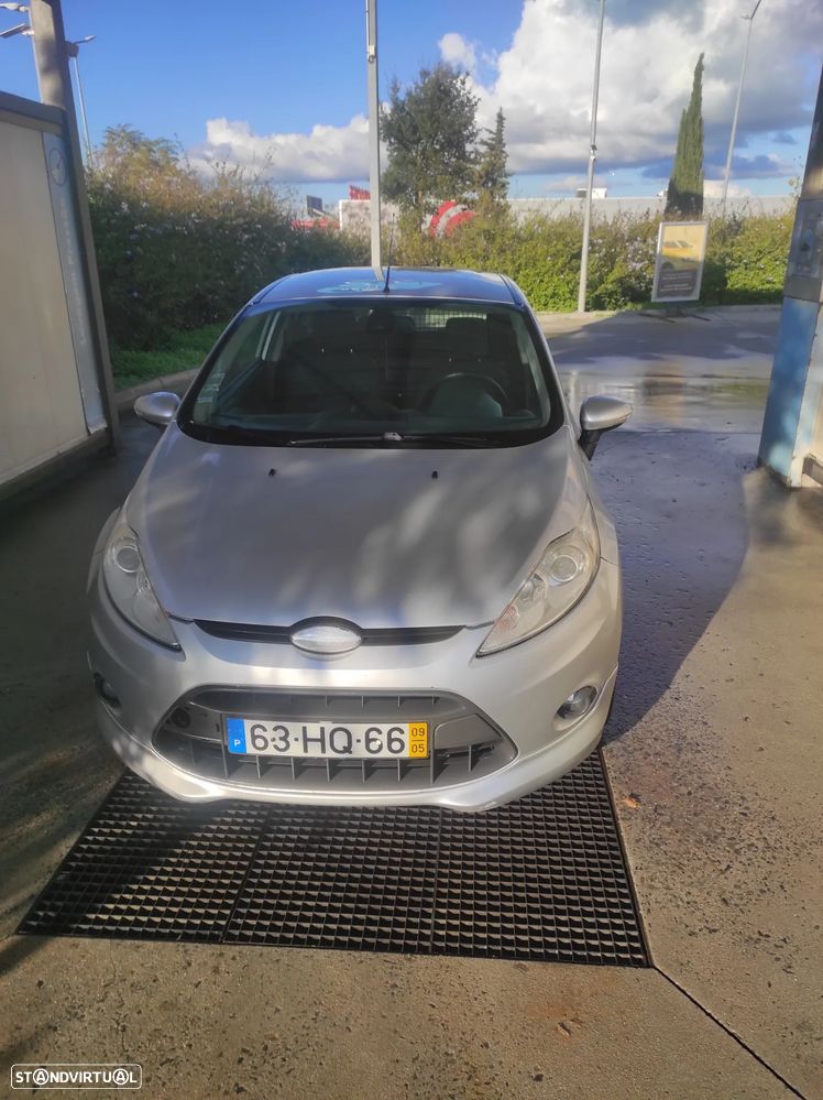 Ford Fiesta 1.6 TDCI Sport - 8