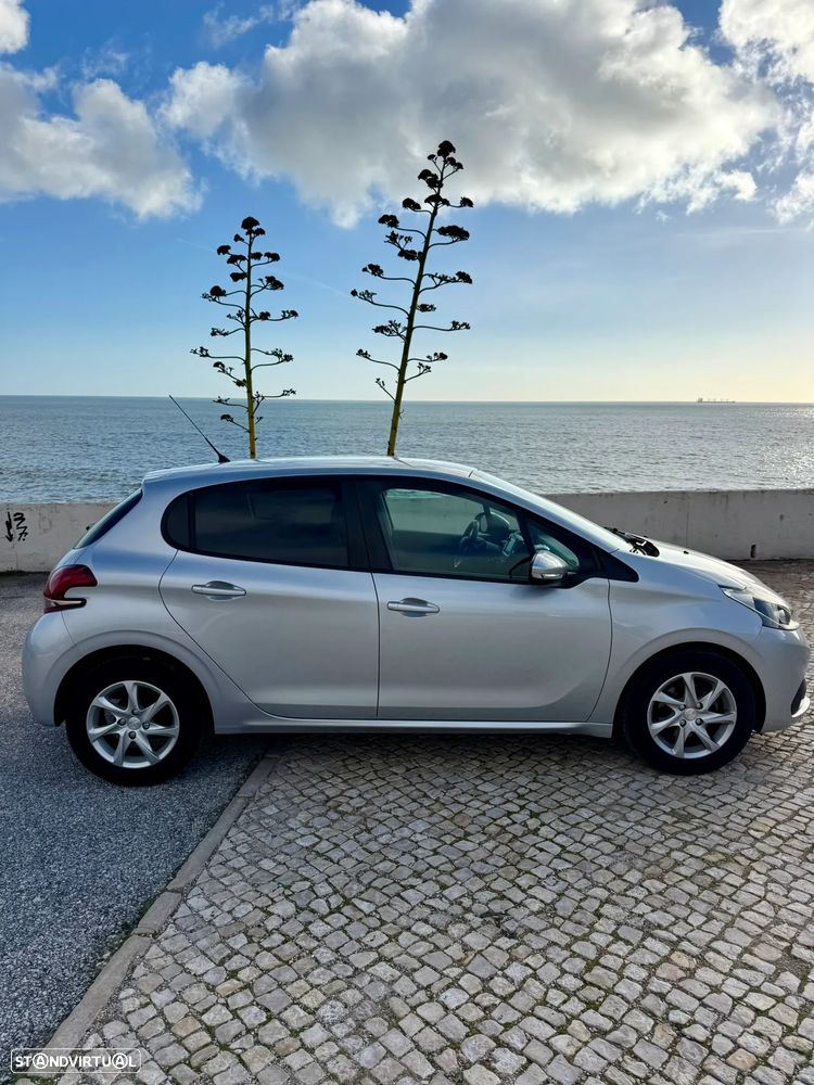 Peugeot 208 1.2 VTi Active - 11