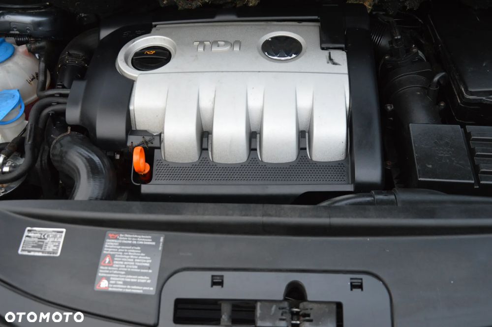 Volkswagen Touran 2.0 TDI Trendline - 31