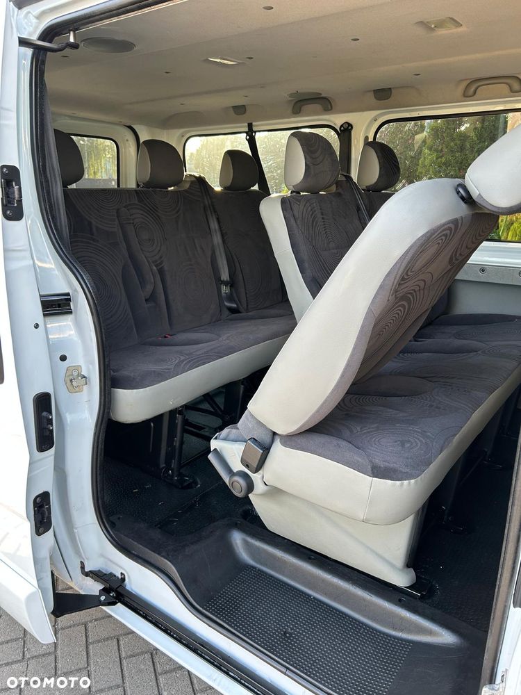 Renault Trafic Passenger L2H1 Expression - 7