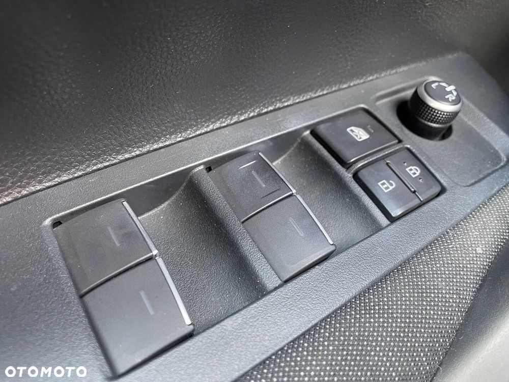 Toyota Corolla 1.8 Hybrid Comfort - 21