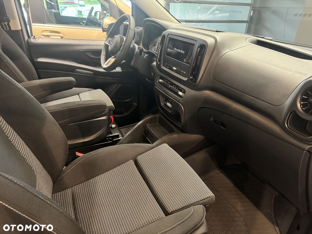 Mercedes-Benz Vito 2024 photo 5