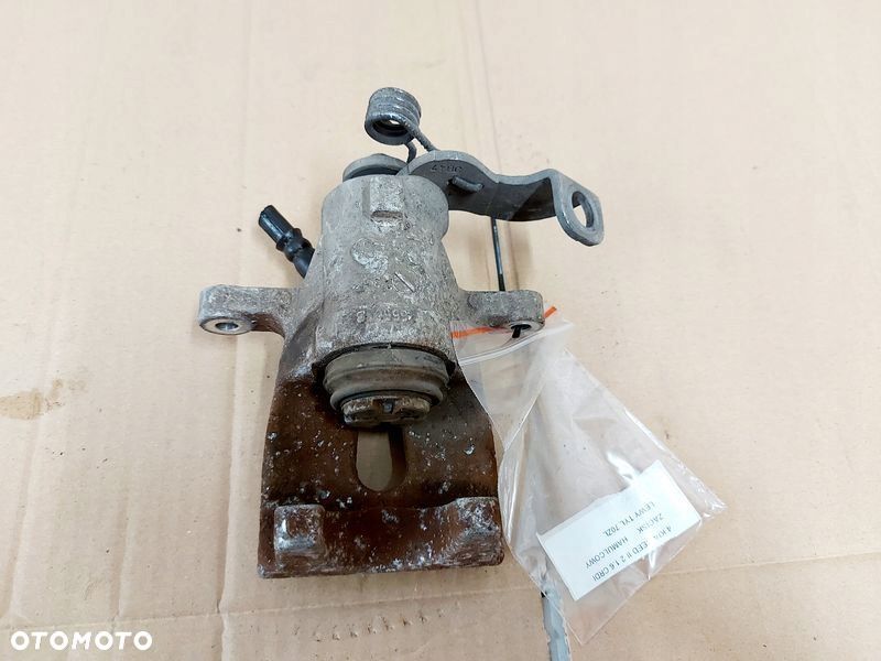 KIA CEED II 2 1.6 CRDI ZACISK HAMULCOWY LEWY TYŁ - 4