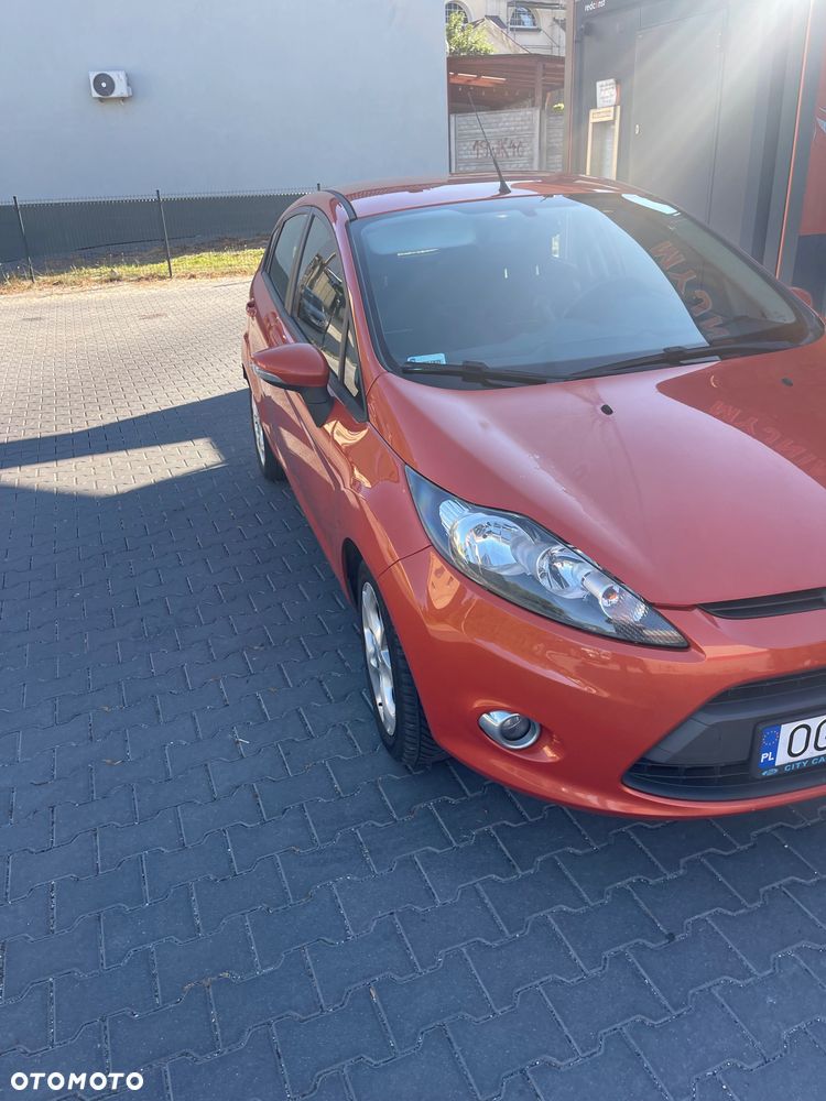 Ford Fiesta - 2