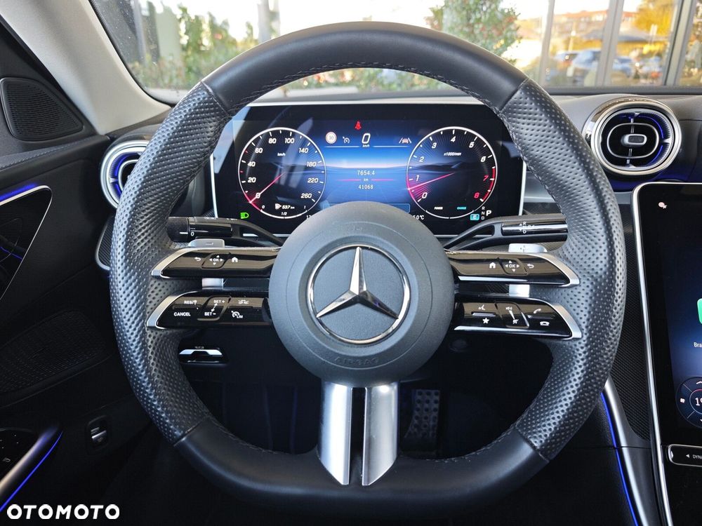 Mercedes-Benz Klasa C 200 mHEV 4-Matic AMG - 17