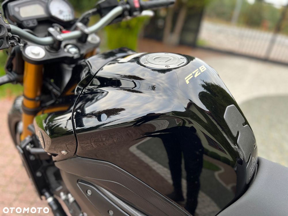 Yamaha FZ8 - 30