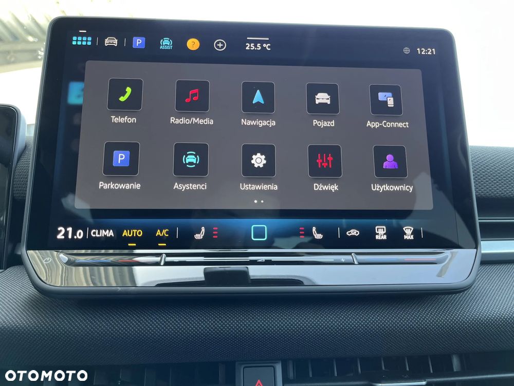 Volkswagen T-Roc 1.5 eTSI Life DSG - 29