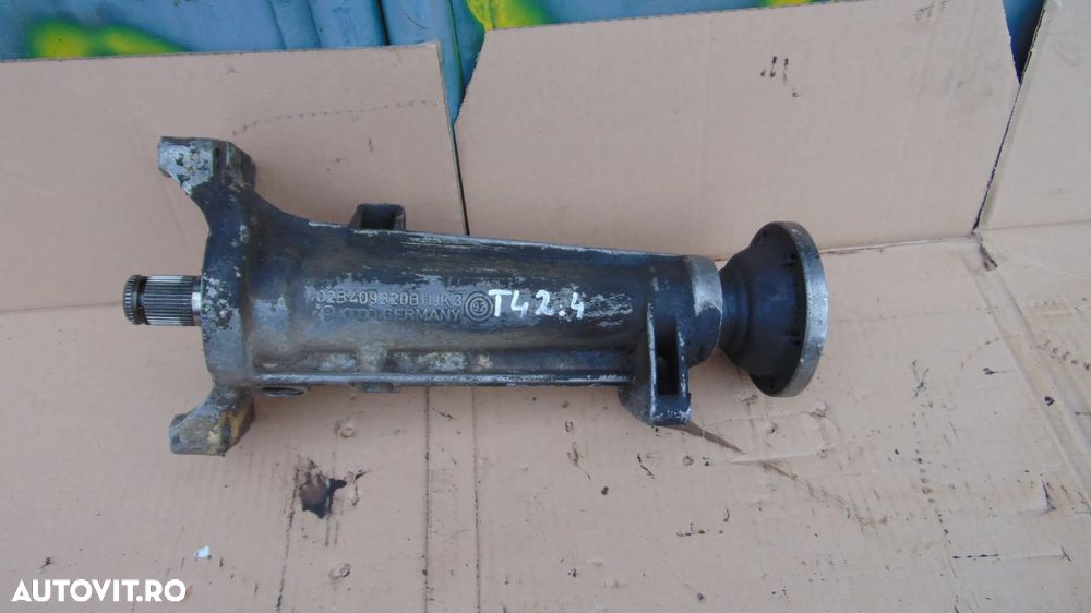 Trompa cutie viteze/Arbore transmisie VW Transporter T4 2.4 TDI AAB cod 02B409320BHJK3 an 1992-1996 - 1