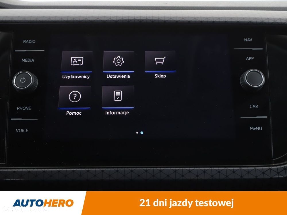 Volkswagen T-Cross - 21