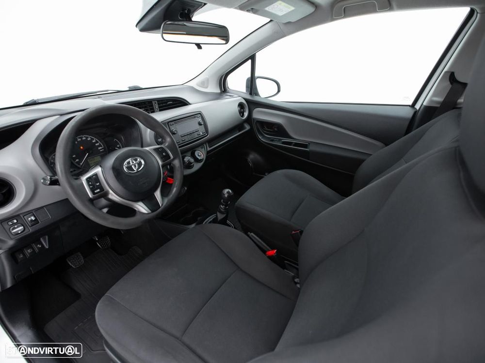 Toyota Yaris bizz 1.4 D-4D AC c/IVA - 7