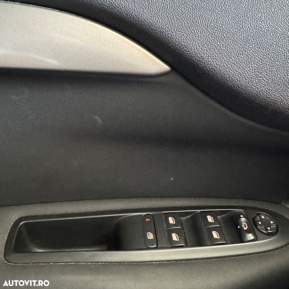Citroën C4 BlueHDi 120 Stop&Start EAT6 Selection - 16