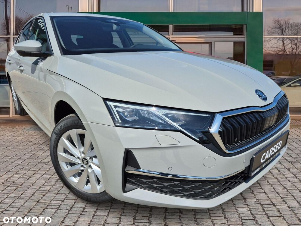 Skoda Octavia 1.5 TSI mHEV Drive Selection DSG - 11