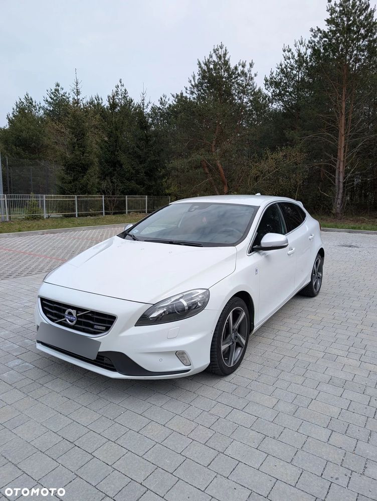 Volvo V40 D3 R-Design - 2