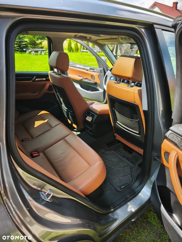 BMW X3 xDrive28i - 11