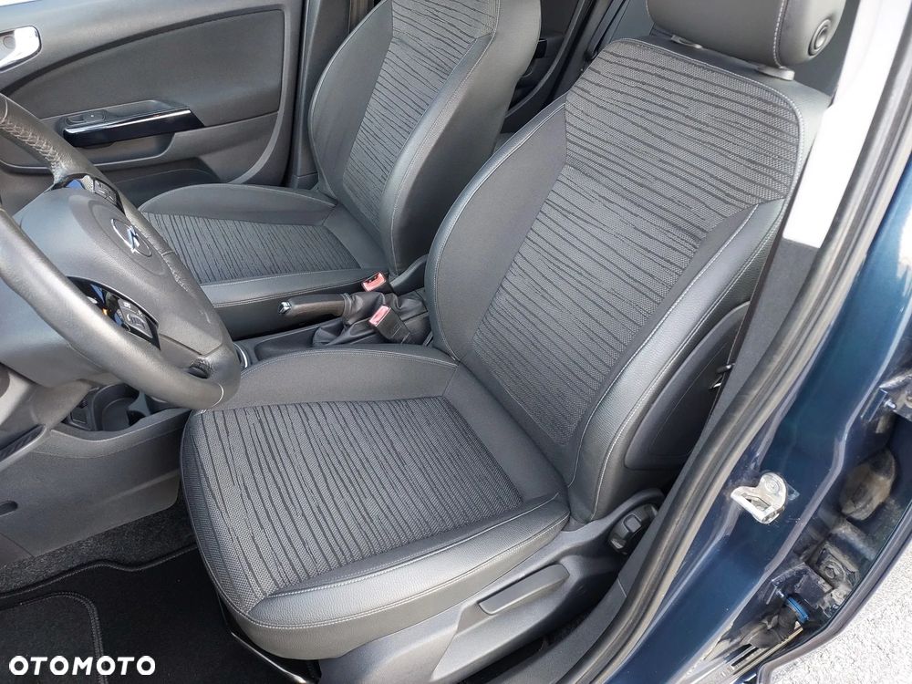 Opel Corsa 1.2 16V Cosmo - 21
