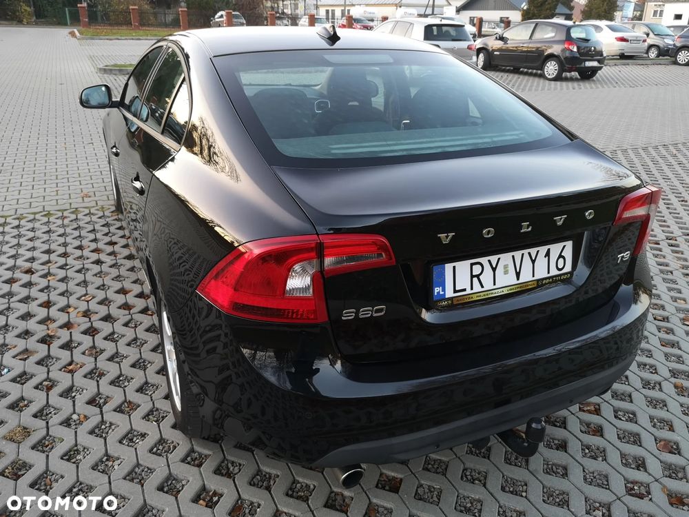 Volvo S60 T3 Edition - 24